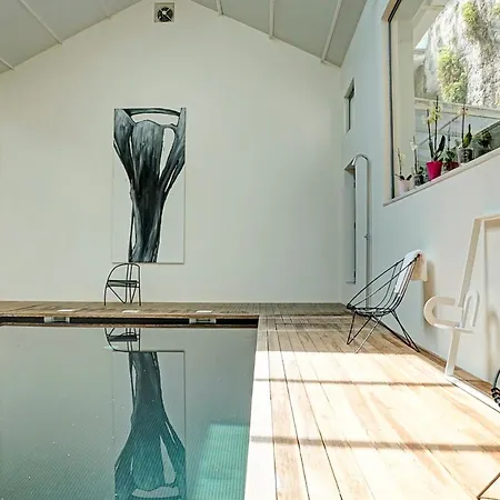 Holiday home Marvila Town House Sleeps 4 With Pool Air Con And Wifi *